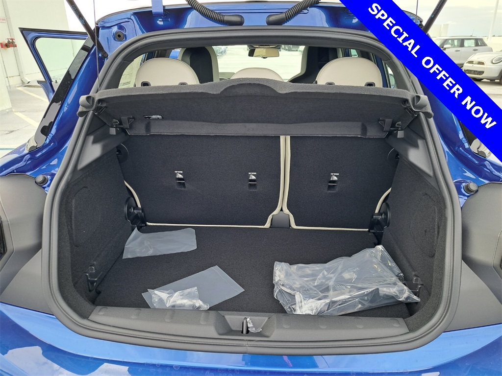 2025 Mini Cooper 4 Door Hardtop Signature photo 11
