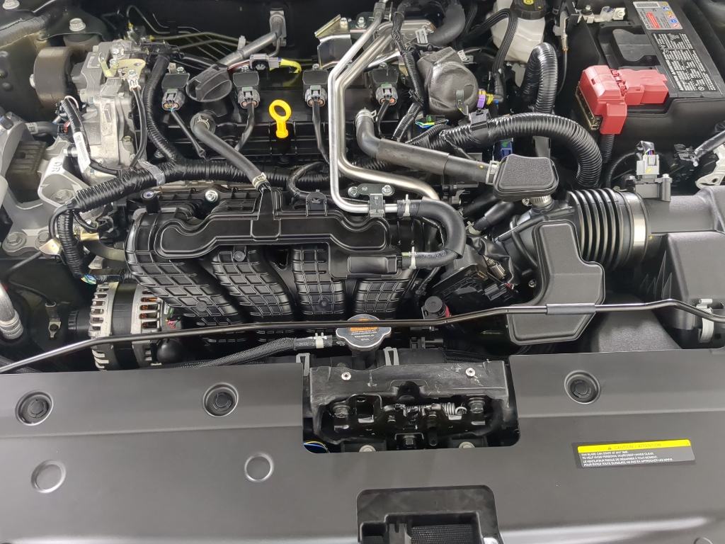 2025 Nissan Altima SR photo 22