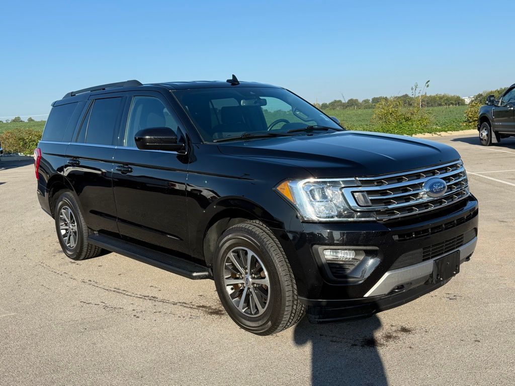 2020 Ford Expedition XLT photo 2