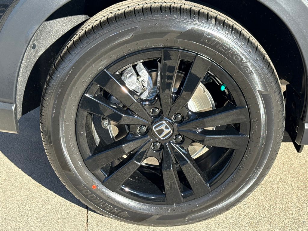 2026 Honda HR-V Sport photo 3