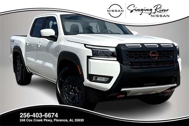 2025 Nissan Frontier PRO-X's photo