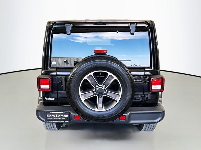 2023 Jeep Wrangler Sahara photo 6