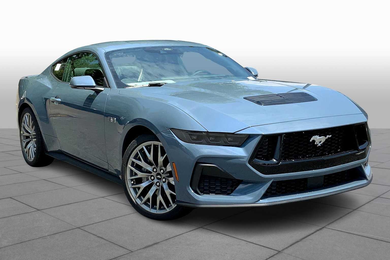 2025 Ford Mustang GT Premium photo 2