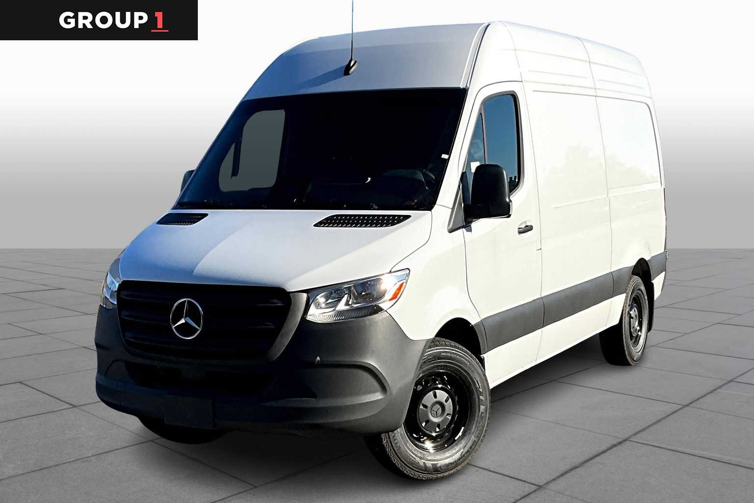 2025 Mercedes-Benz Sprinter Cargo Van Base's photo