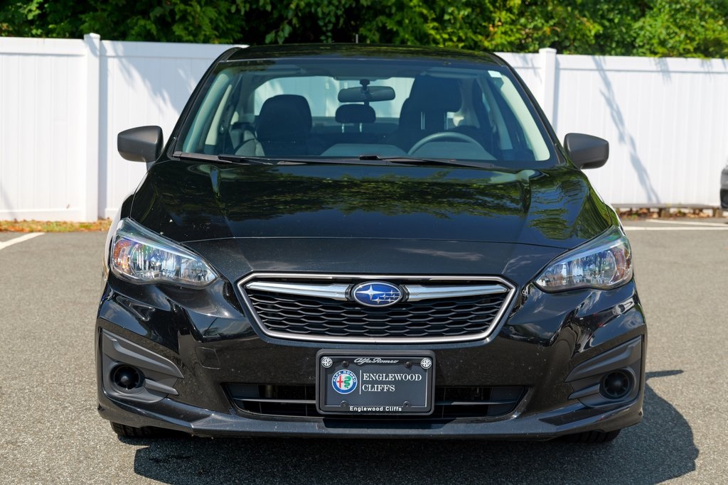 2019 Subaru Impreza 2.0i photo 2
