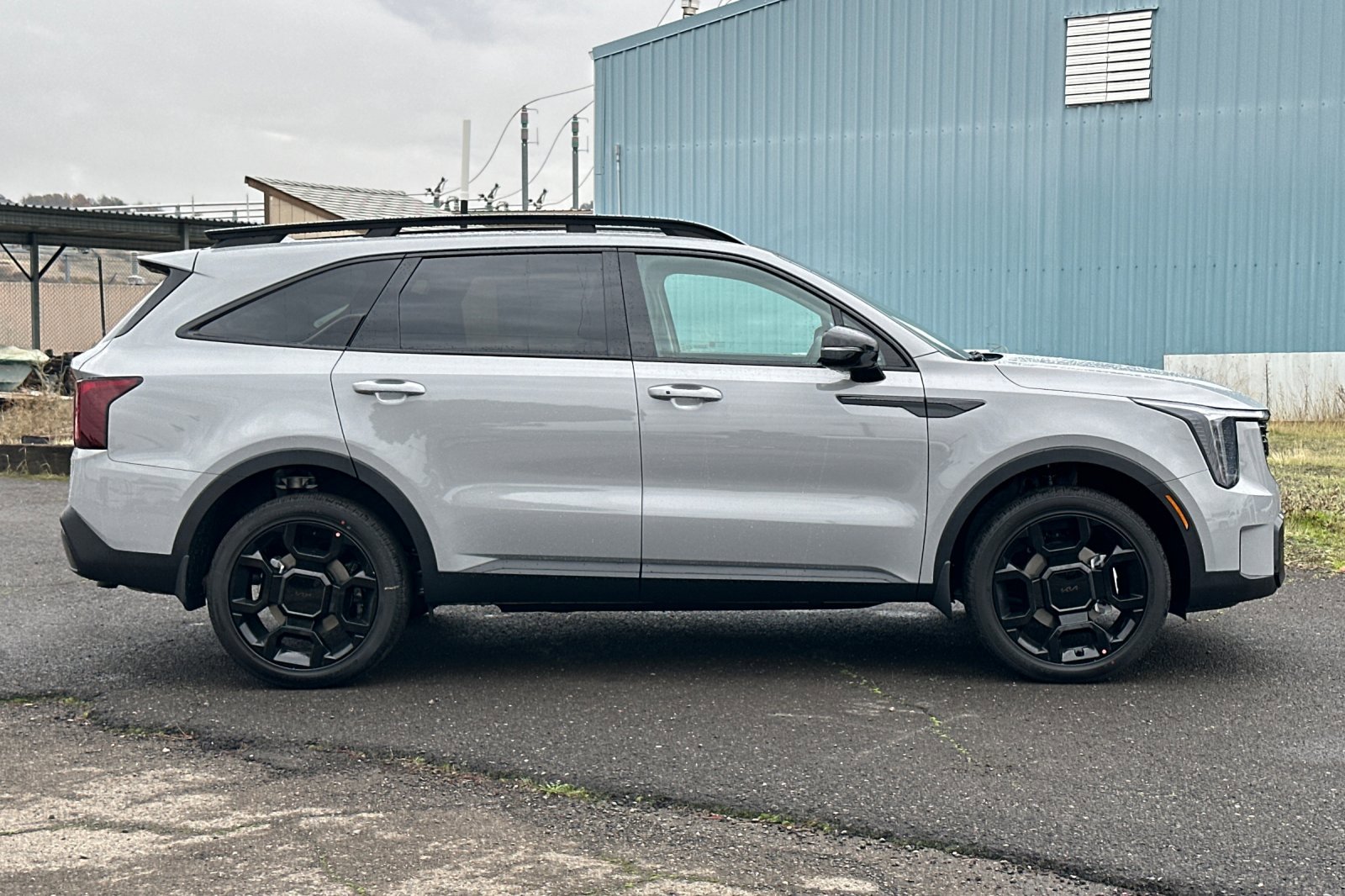 2026 Kia Sorento X-Line EX photo 3
