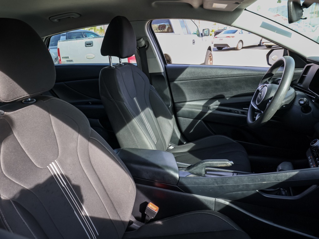 Used 2021 Black Hyundai SEL image 23