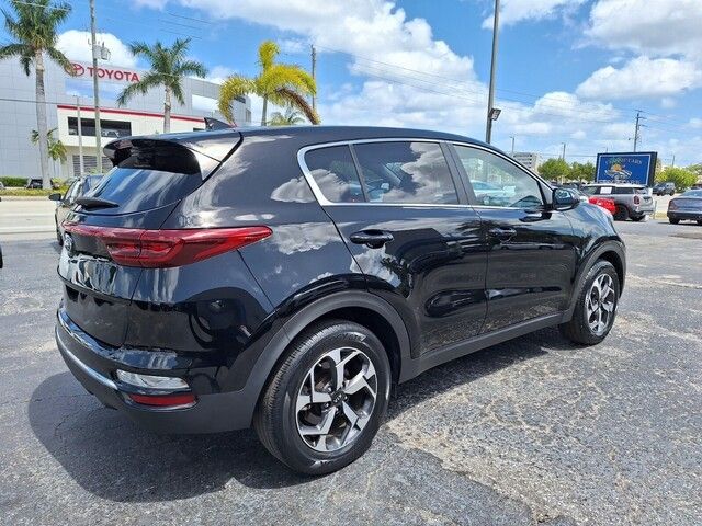2022 Kia Sportage LX photo 4