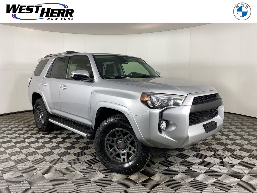 2020 Toyota 4Runner SR5 Premium's photo