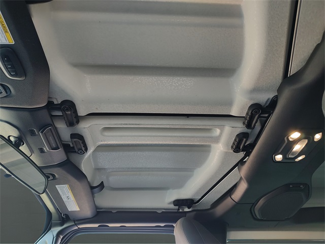 2020 Jeep Wrangler Sport S photo 15