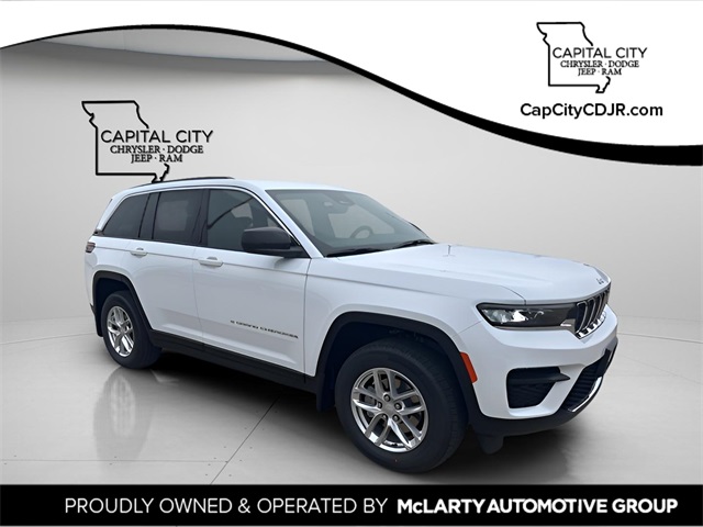 2025 Jeep Grand Cherokee Laredo's photo