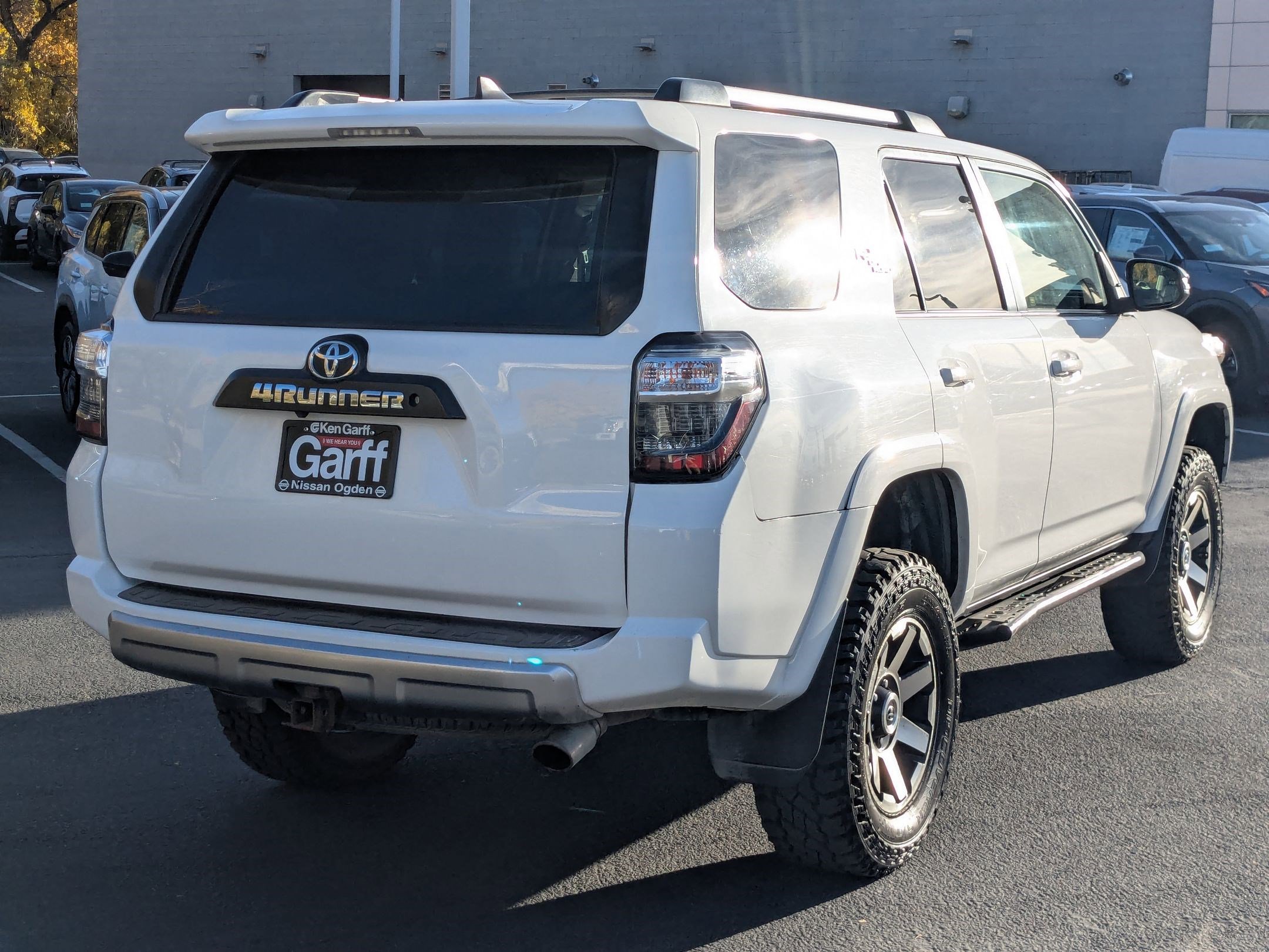 2018 Toyota 4Runner TRD Premium photo 3