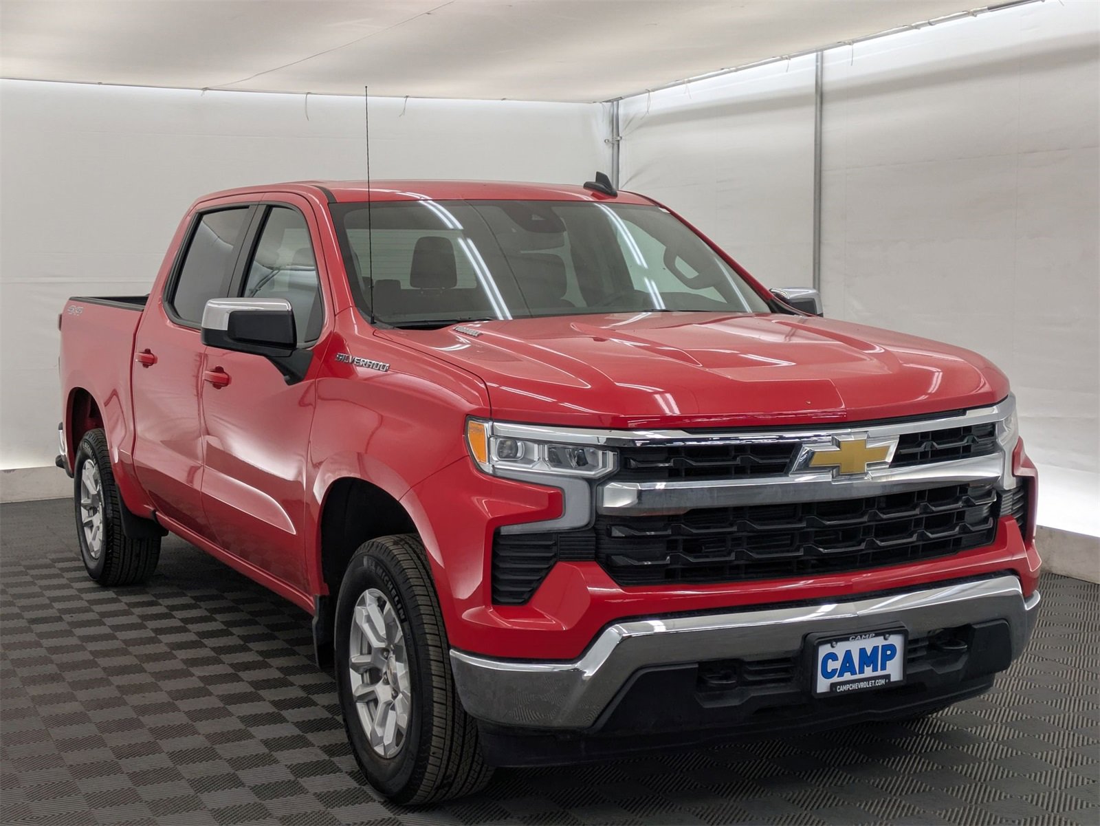 2024 Chevrolet Silverado 1500 LT photo 8