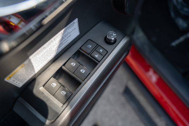 2017 Toyota Tacoma TRD Pro photo 21