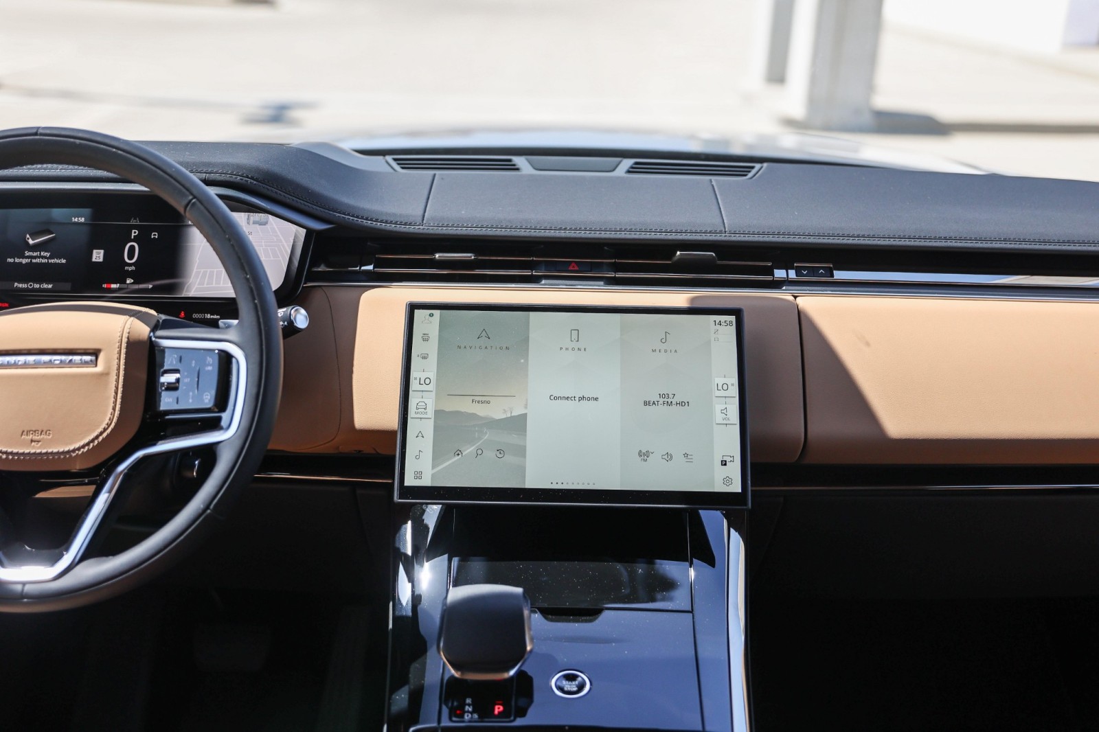 2025 Land Rover Range Rover Sport SE photo 12