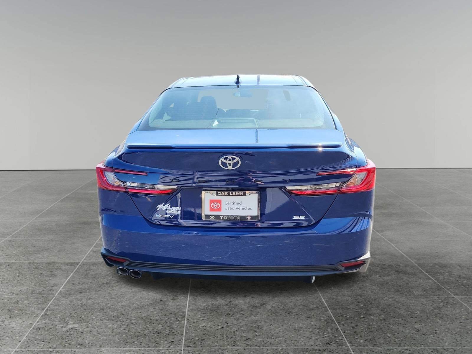 2025 Toyota Camry SE photo 6