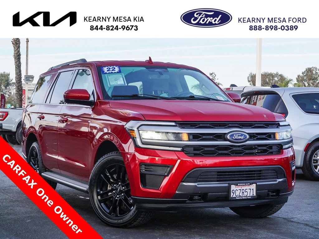 2022 Ford Expedition XLT's photo
