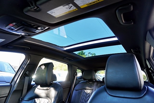 Used 2025 Gray Kia X-Line Prestige image 18