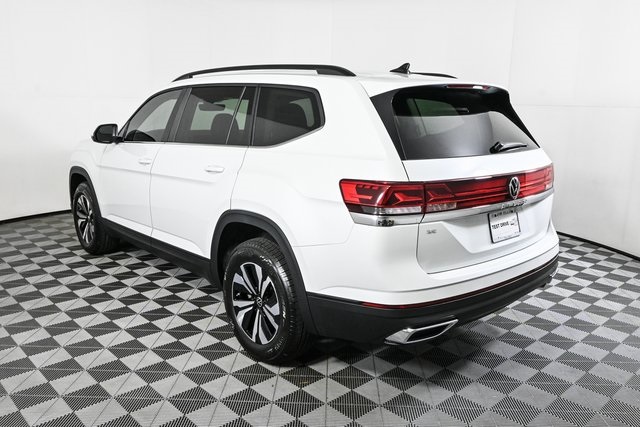 2026 Volkswagen Atlas SE photo 4