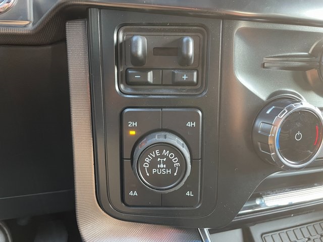 2025 Ford F-150 Platinum photo 33