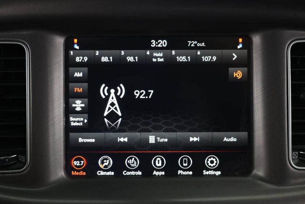 2023 Dodge Charger SXT photo 13