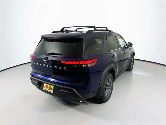 2025 Nissan Pathfinder SV photo 4