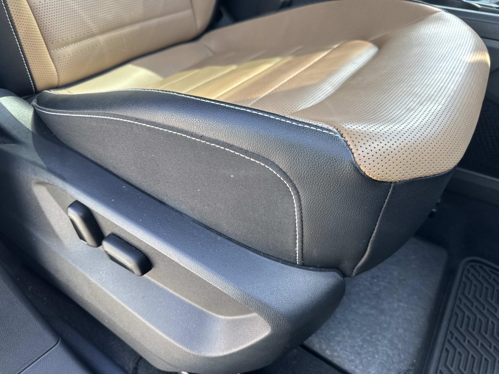 2022 Volkswagen Atlas Cross Sport V6 SEL Premium R-Line photo 11