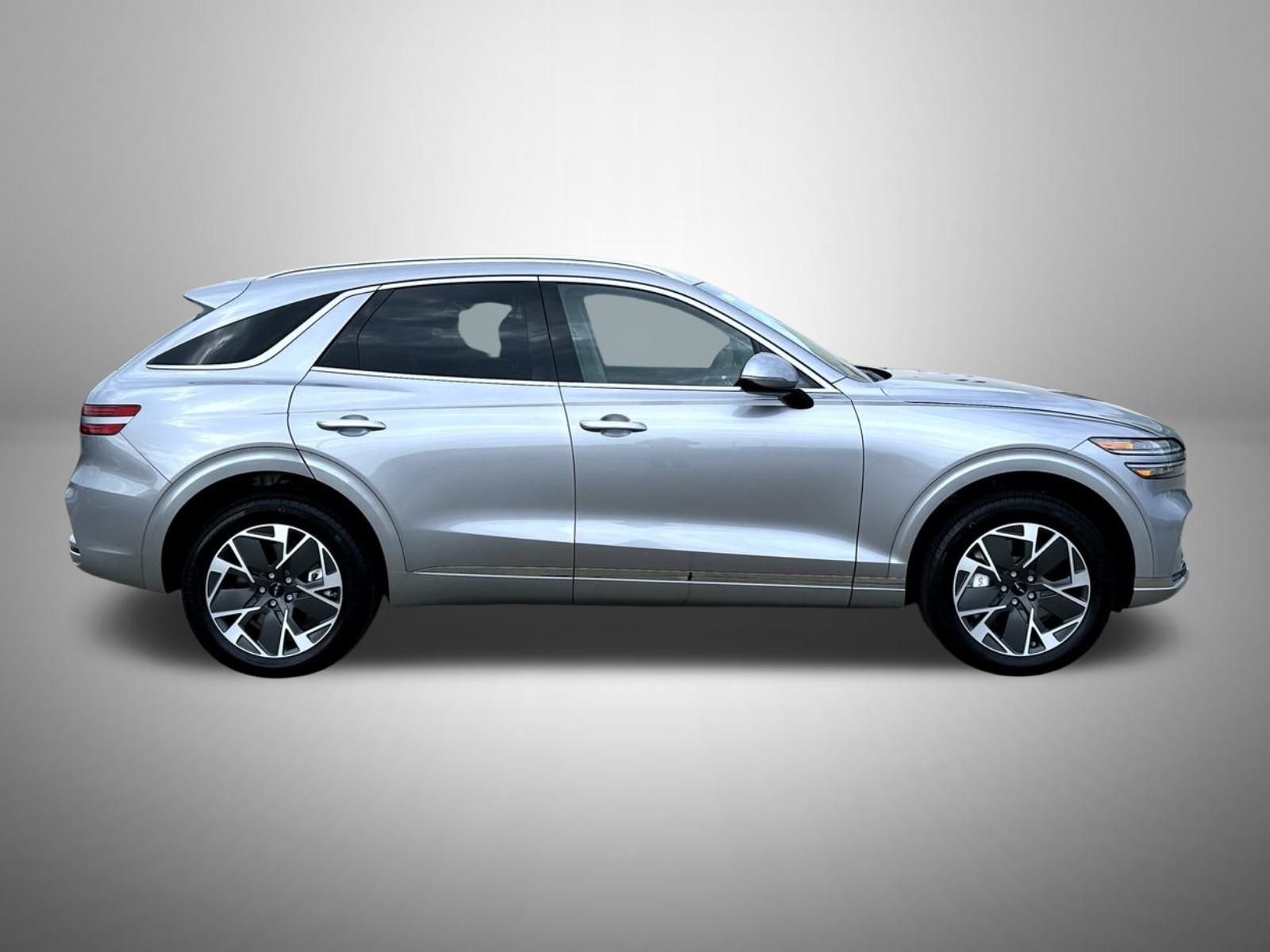 2026 Genesis Electrified GV70 Advanced photo 2