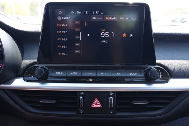 2022 Kia Forte LXS photo 25