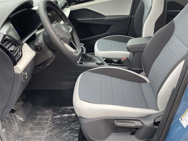 2025 Volkswagen Taos S photo 11