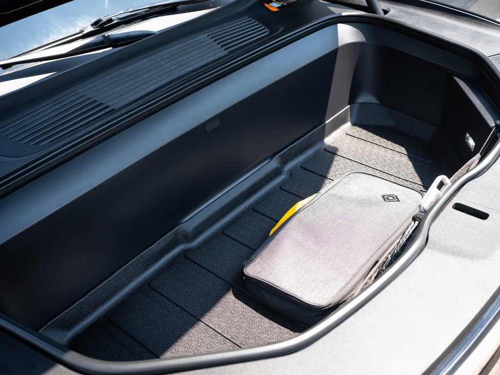2023 Rivian R1T Adventure photo 33