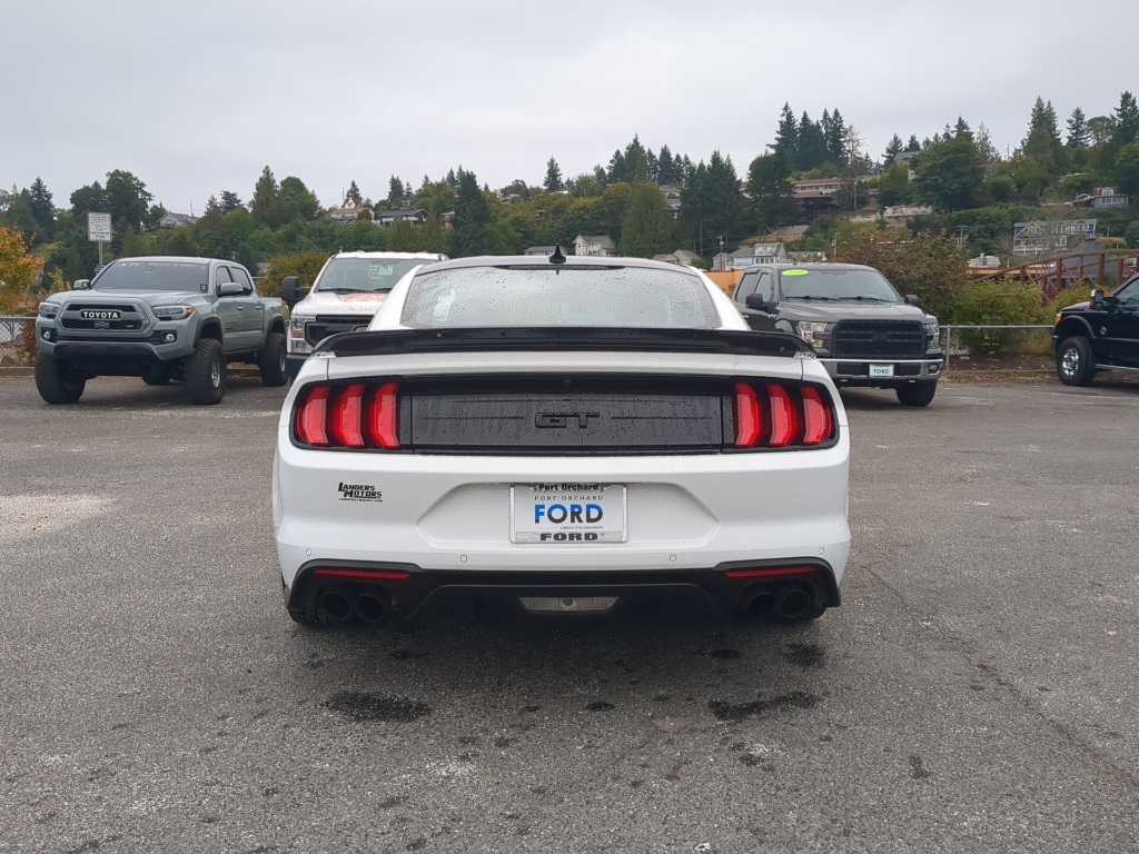 2022 Ford Mustang GT photo 17