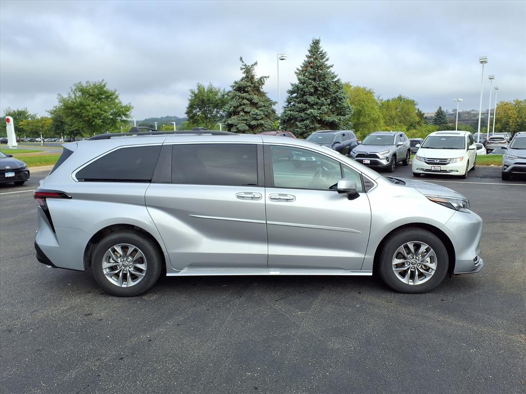 Certified 2024 Toyota Sienna XLE with VIN 5TDJRKEC8RS200157 for sale in Burnsville, Minnesota