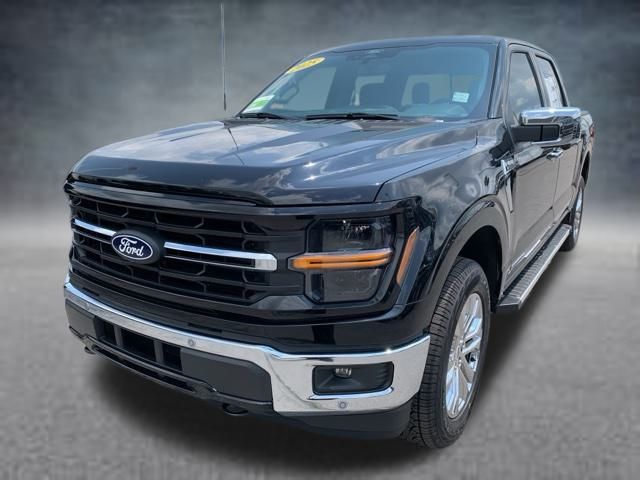 2025 Ford F-150 XLT photo 2