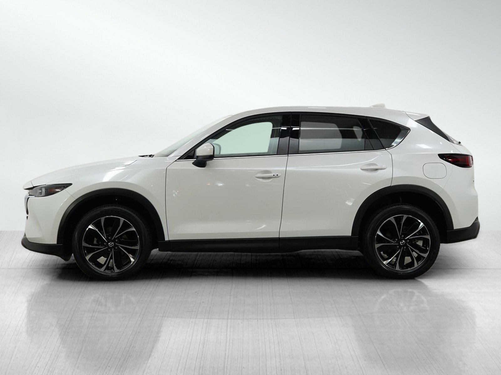 Used 2022 Mazda CX-5 S Premium Plus package with VIN JM3KFBEM9N0615062 for sale in Burnsville, Minnesota