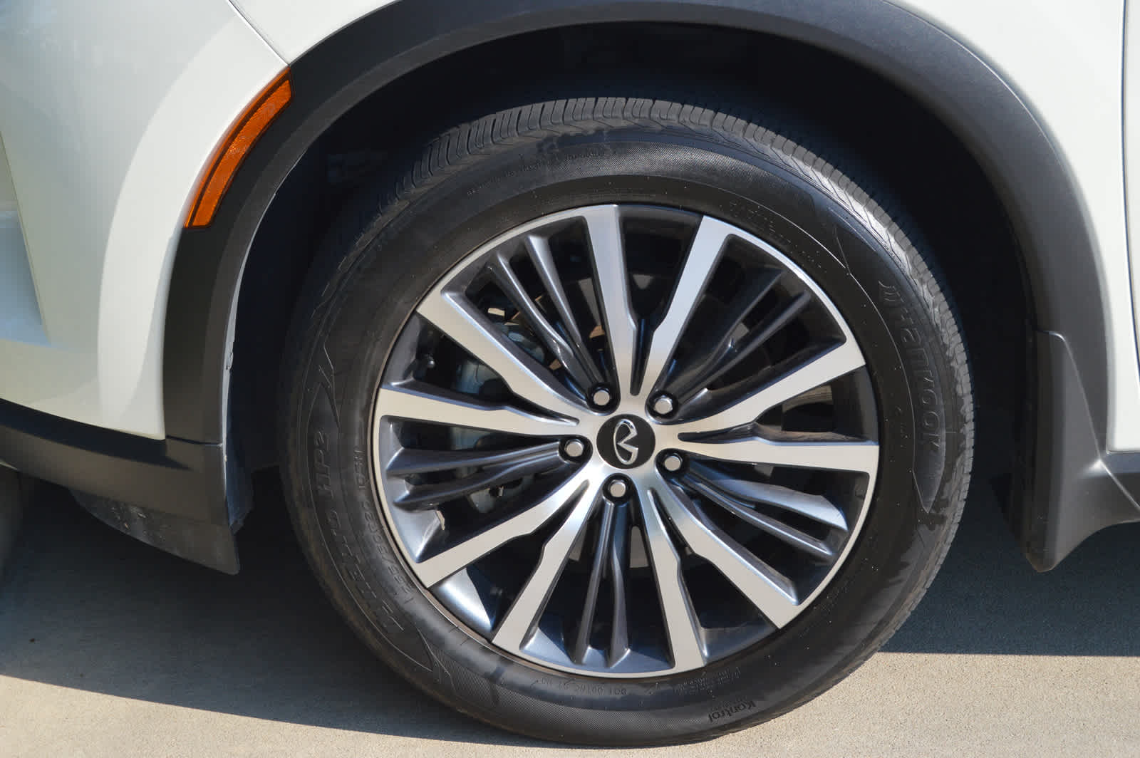 2023 Infiniti QX60 Autograph photo 8