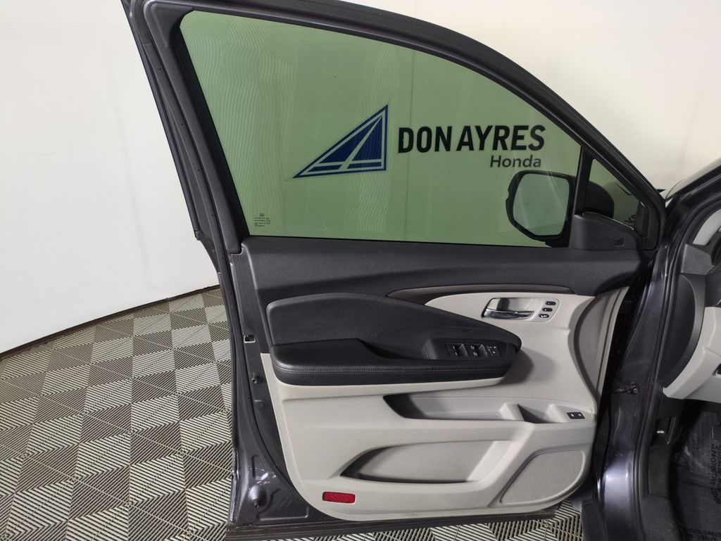 2019 Honda Pilot EX-L photo 10