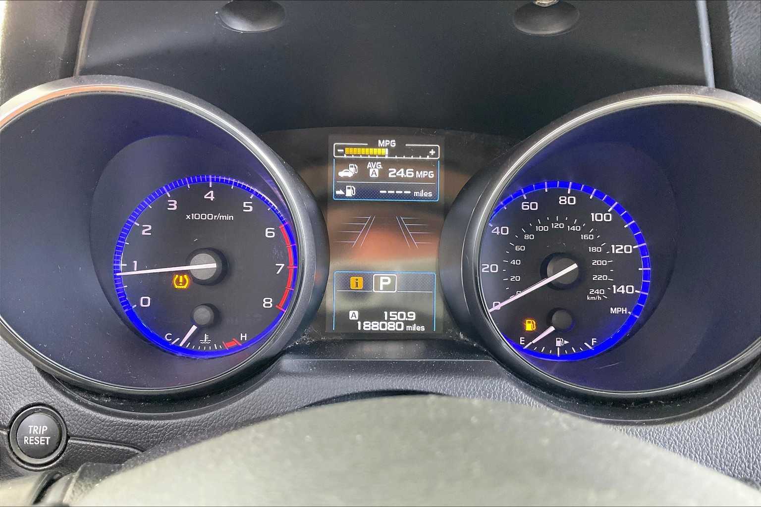 2017 Subaru Outback Premium photo 24