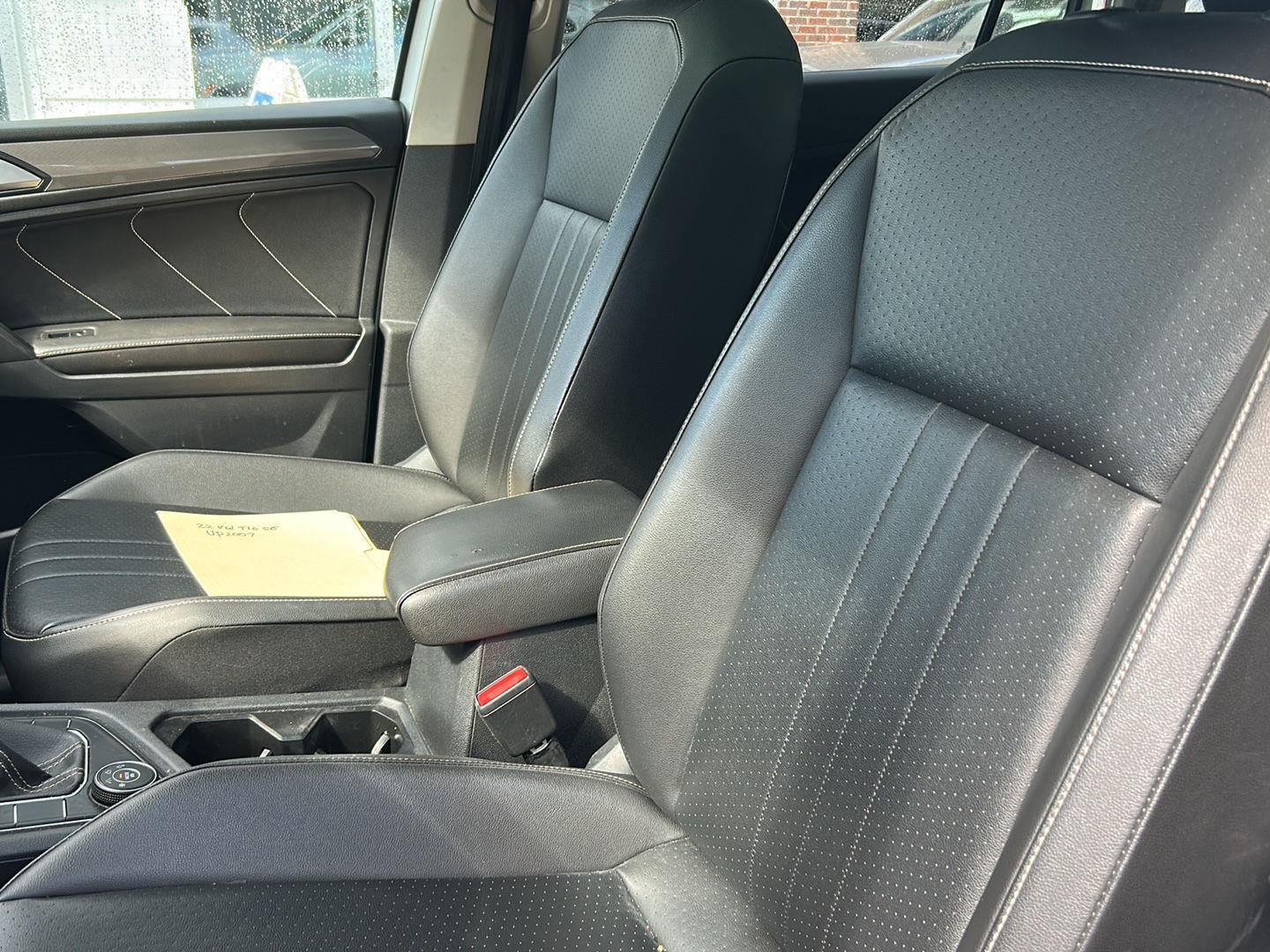 2022 Volkswagen Tiguan SE photo 9