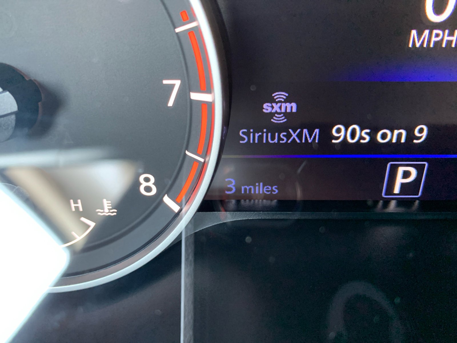 2025 Nissan Altima SV photo 2