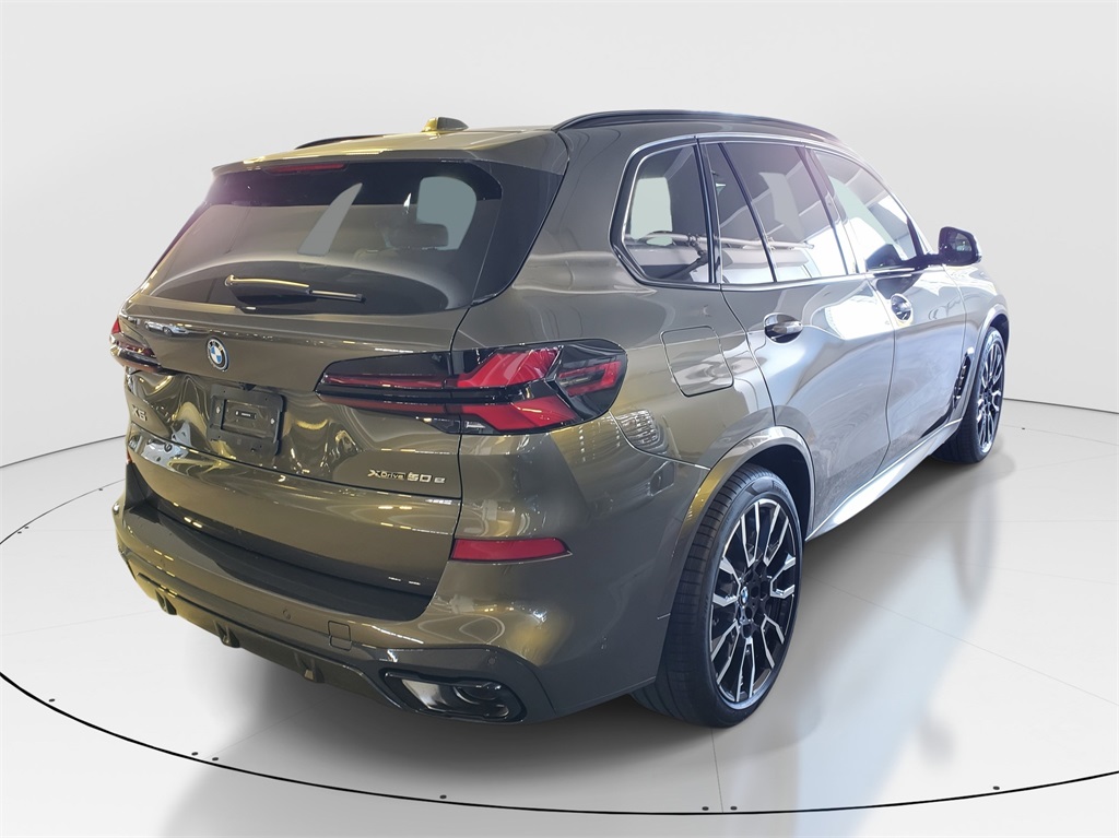 2026 Bmw X5 xDrive50e photo 3
