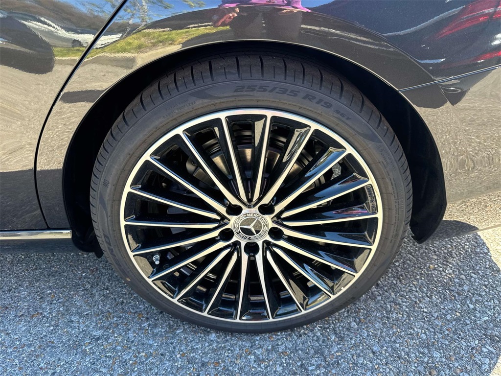 2026 Mercedes Benz C 300 photo 3