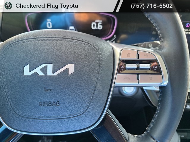 2024 Kia Telluride LX photo 12