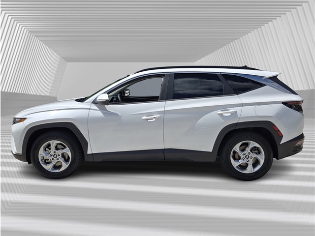 2022 Hyundai Tucson SEL photo 2