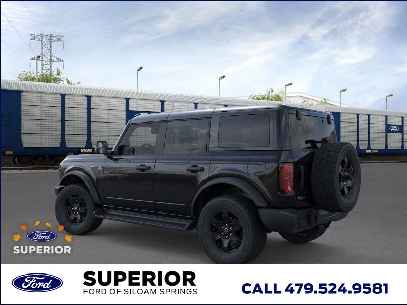 2025 Ford Bronco Outer Banks photo 4