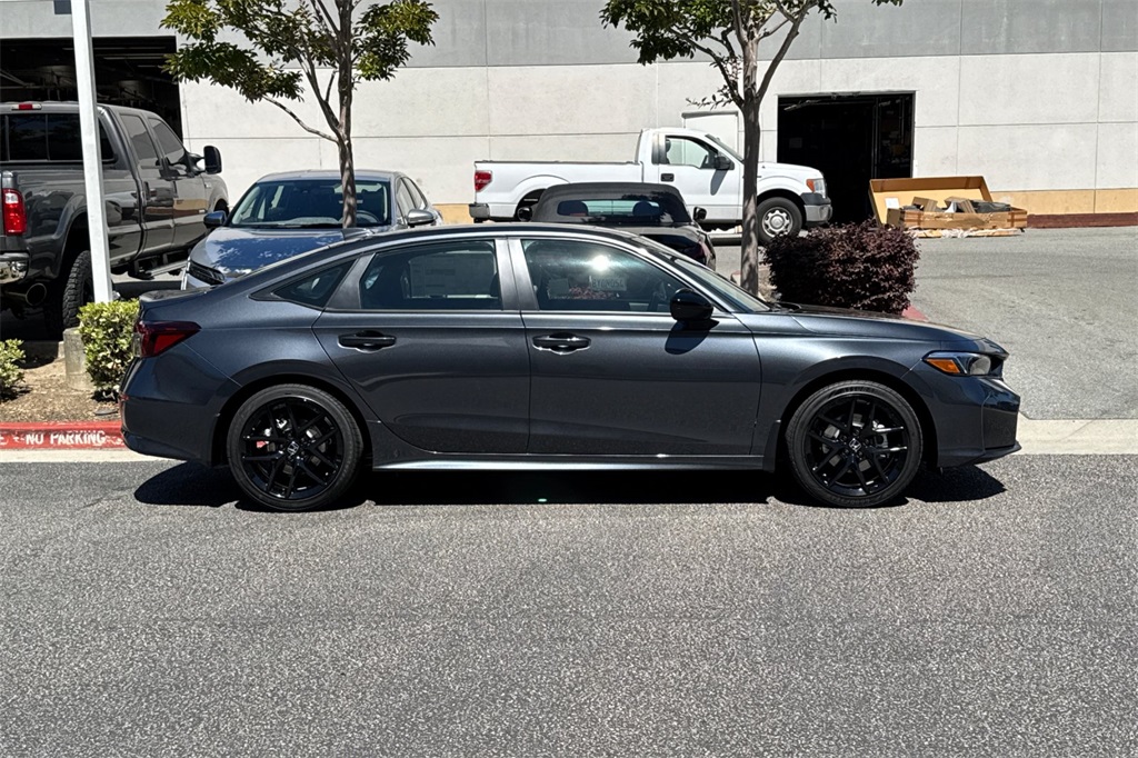 2025 Honda Civic Hybrid Sport photo 3
