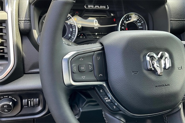 2025 Ram 1500 Laramie photo 18