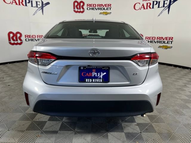 2024 Toyota Corolla LE photo 5