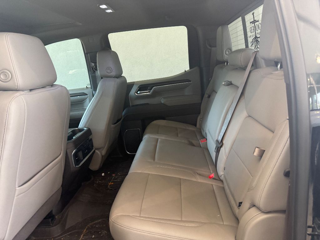 2023 Gmc Sierra 1500 SLT photo 2