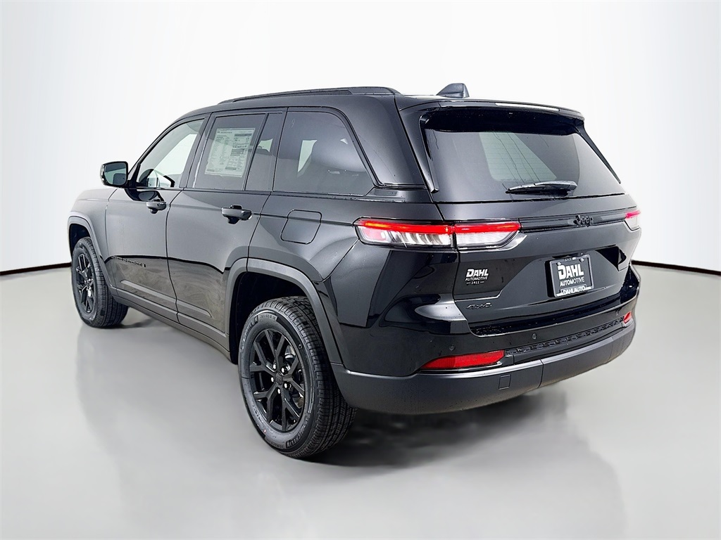 2025 Jeep Grand Cherokee Altitude X photo 2